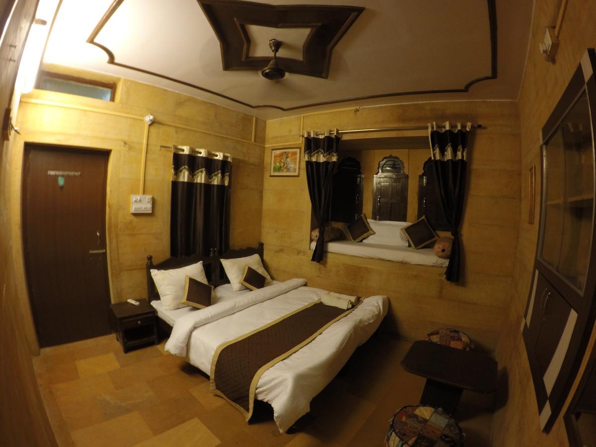 Hotel Fotiya Джайсалмер Екстер'єр фото